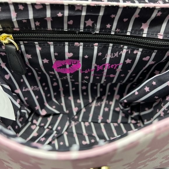 NWT 💋BETSEY JOHNSON💋 crossbody purse - Picture 8 of 10